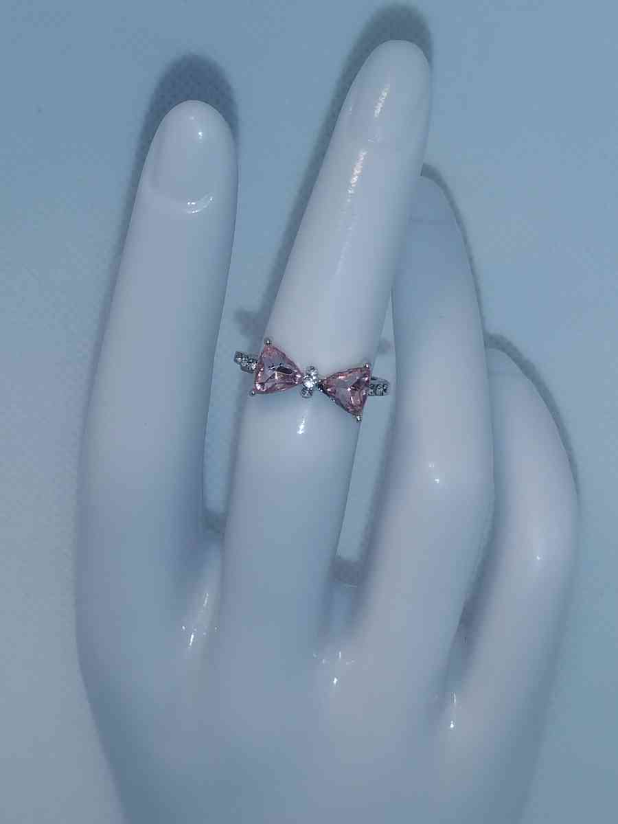 Pink Bow Ring
