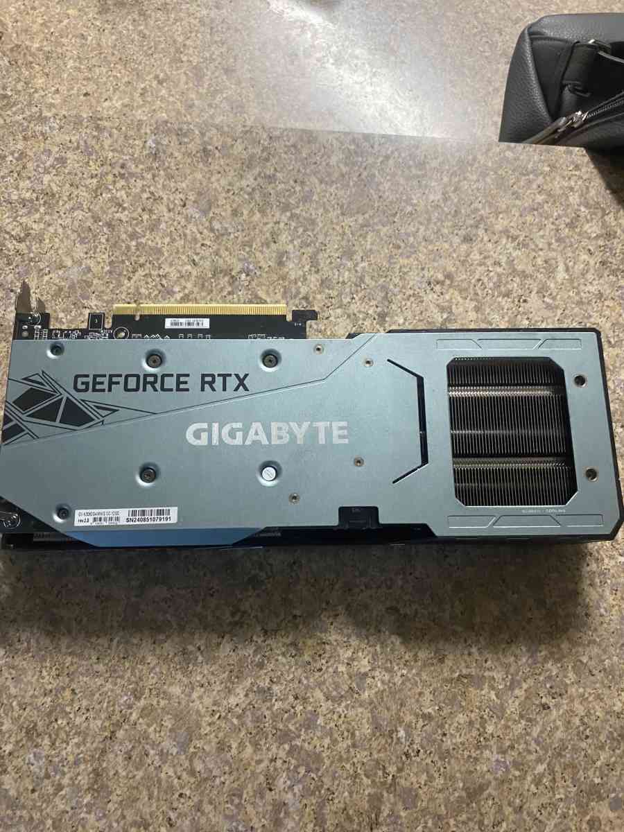 NVIDIA GeForce RTX 3060 12gb