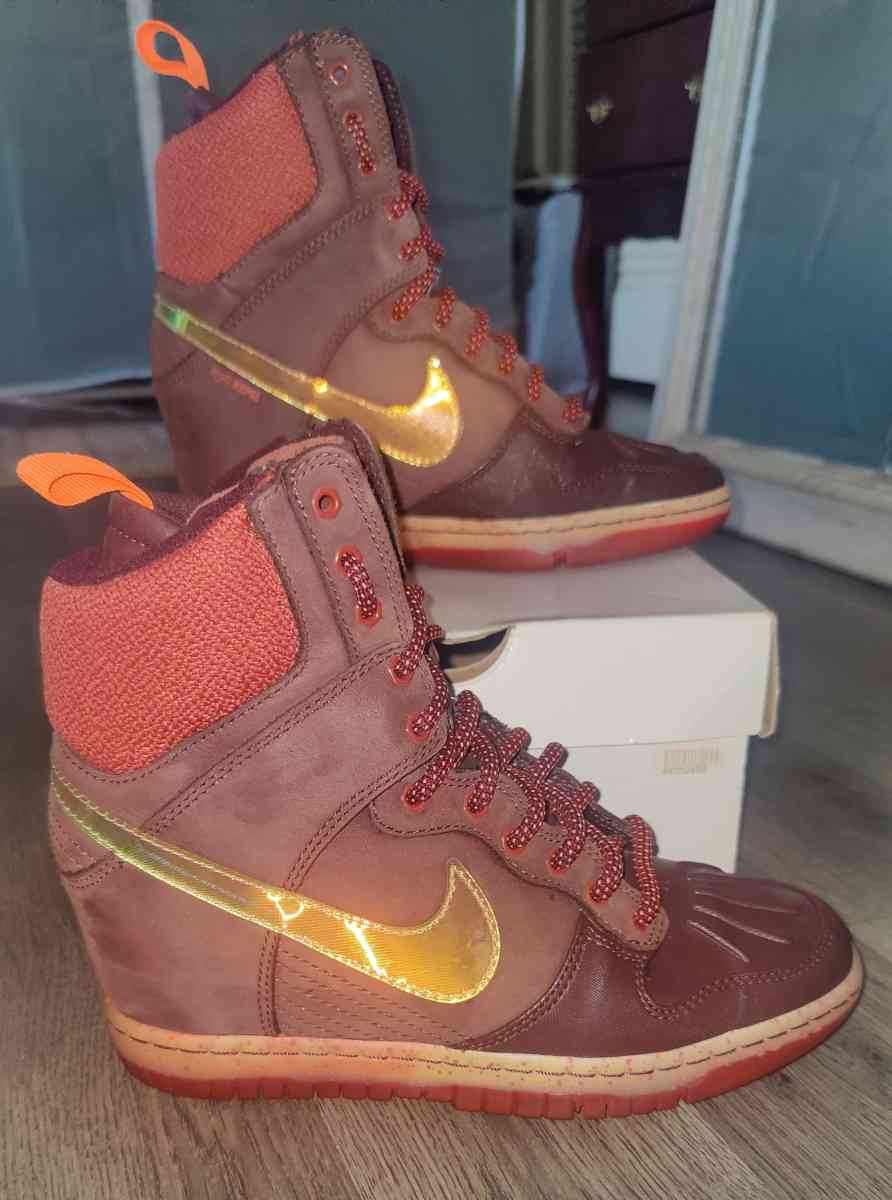 Nike Dunk SkiHigh Sneaker BootsRARE