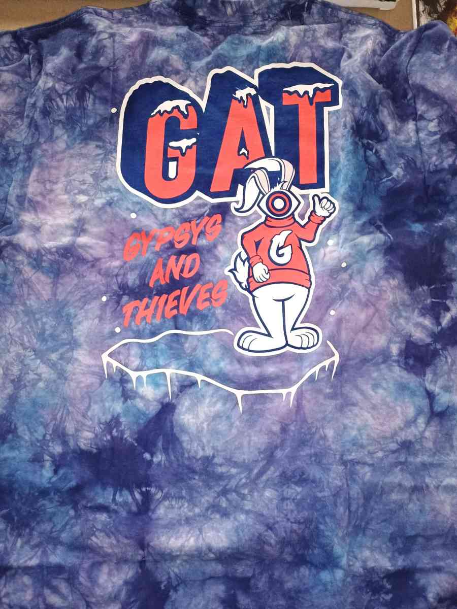 designer insomniac tshirt size med