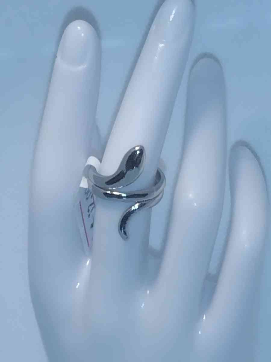 Silvery Coiled Snake Ring RG