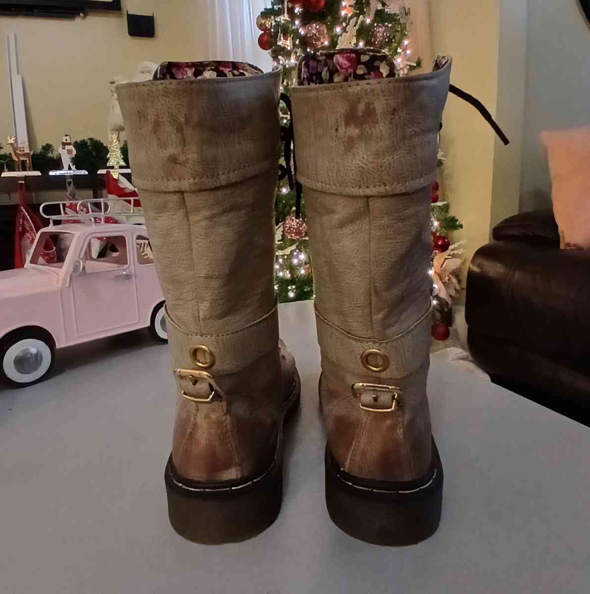 Brown boots for women size 8 point 5