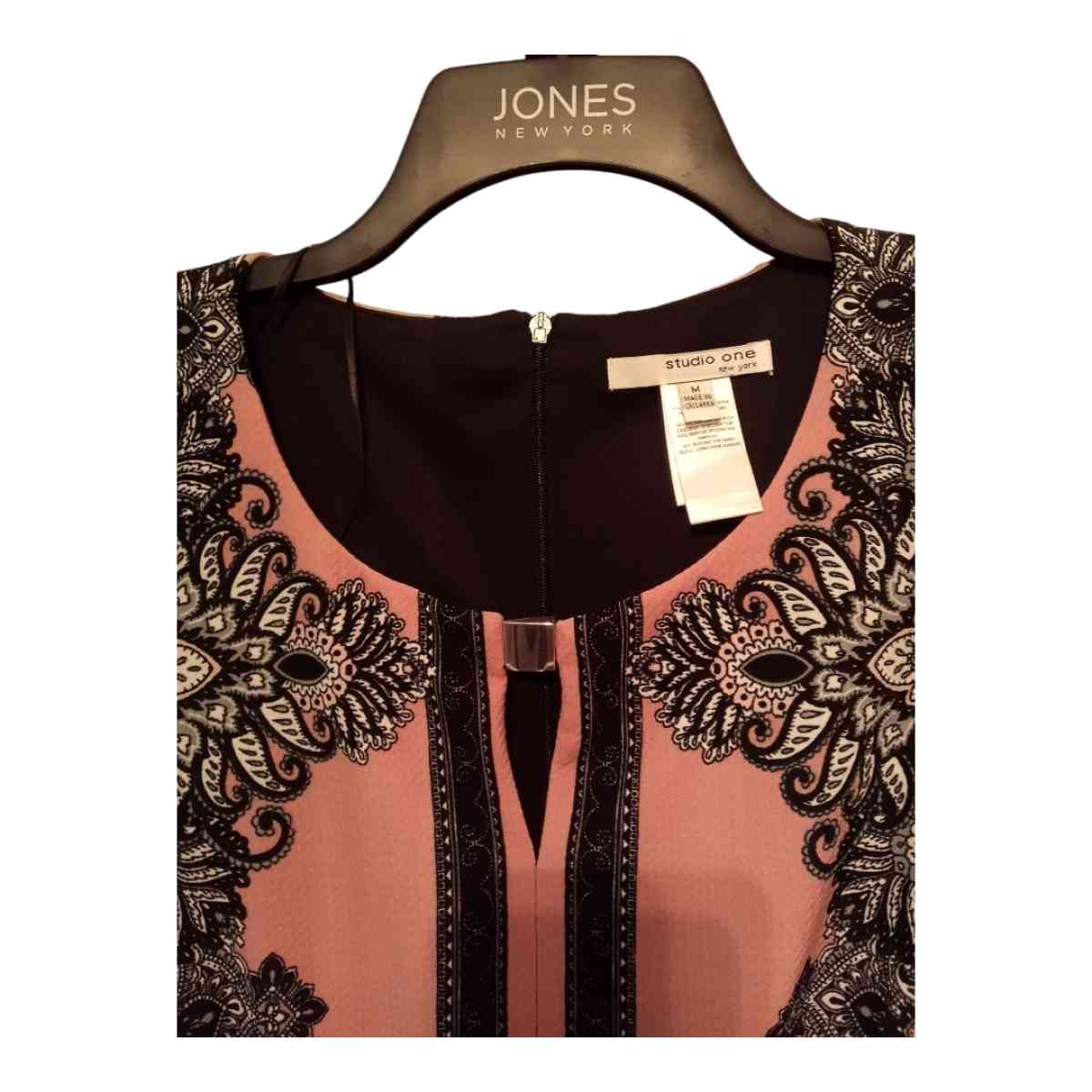 STUDIO 1 NWT  SHIFT DRESS W CAP SLEEVES