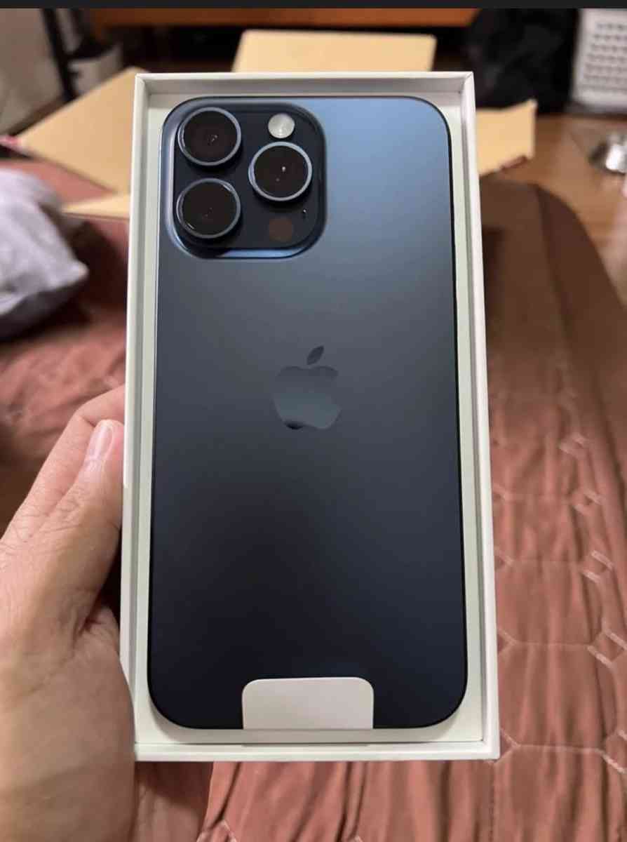 iPhone 15 pro max 1Tb