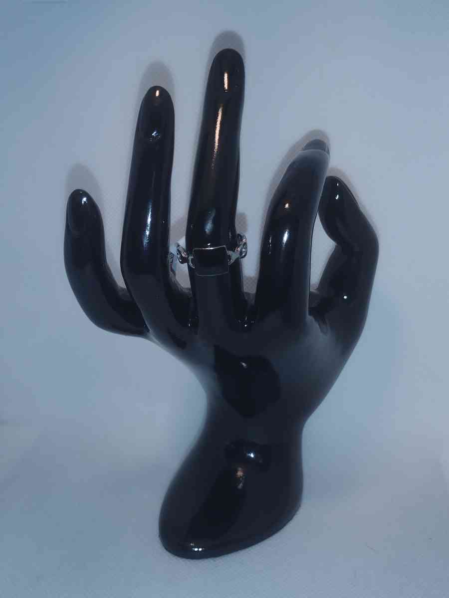 Black Square Chain Retro Geometric Ring