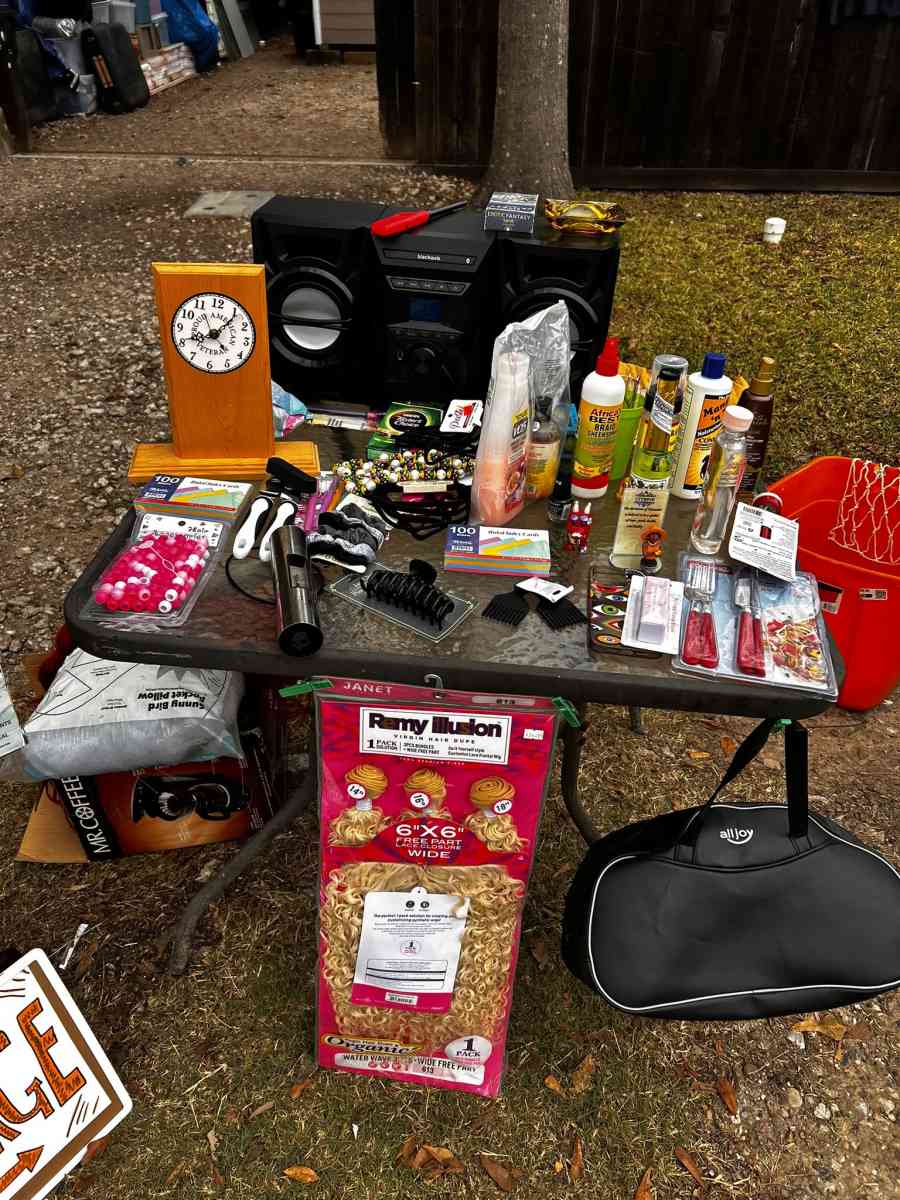 varios artculos nuevos y usados