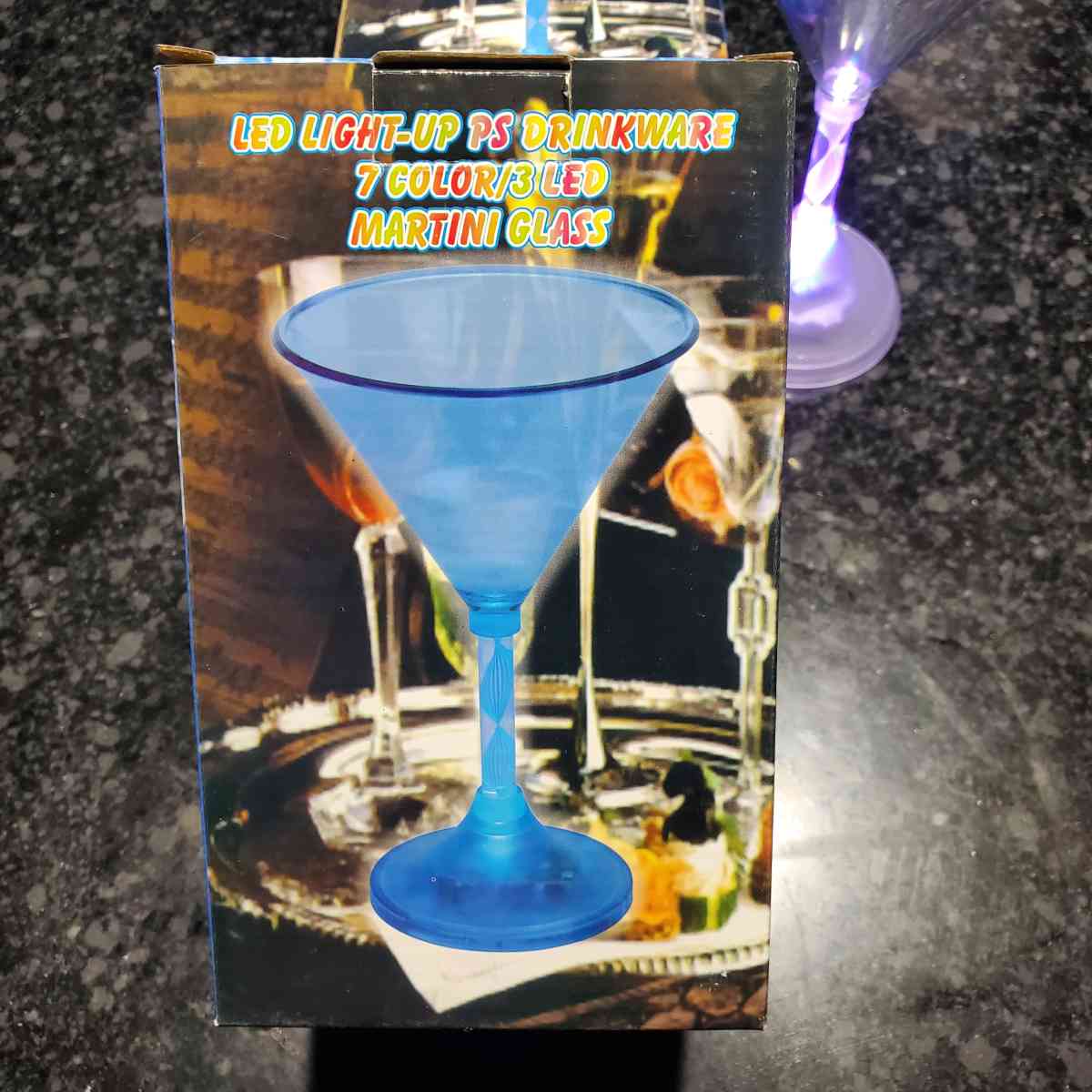 Light Up Martini Glasses  7 Color  3 LED  Plastic  Pack Of 4