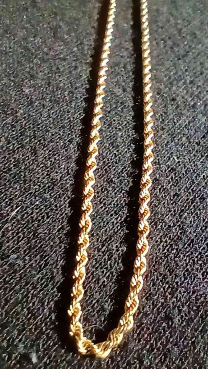 18k Gold Rope chain
