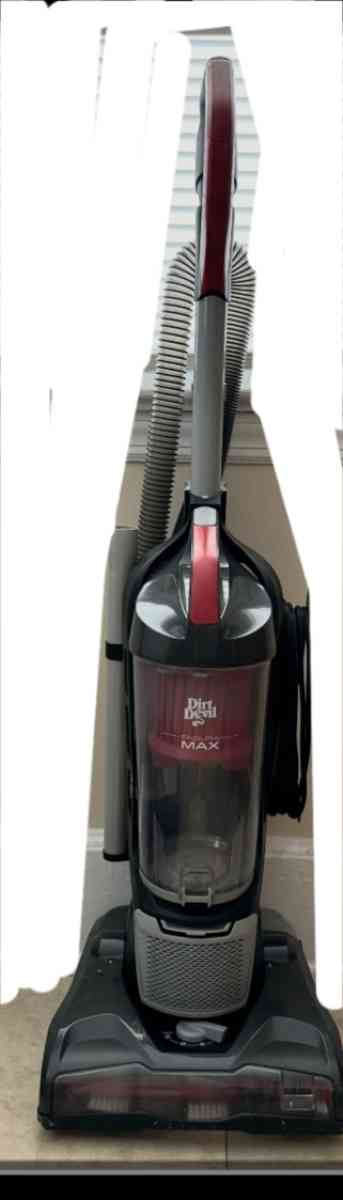 Dirt Devil Eureka Max multicolor