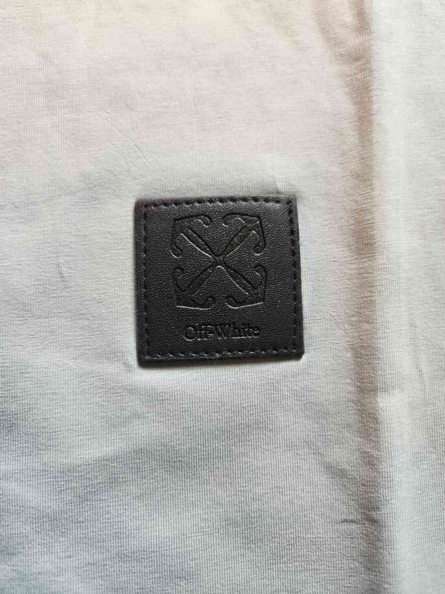 off white teeshirt