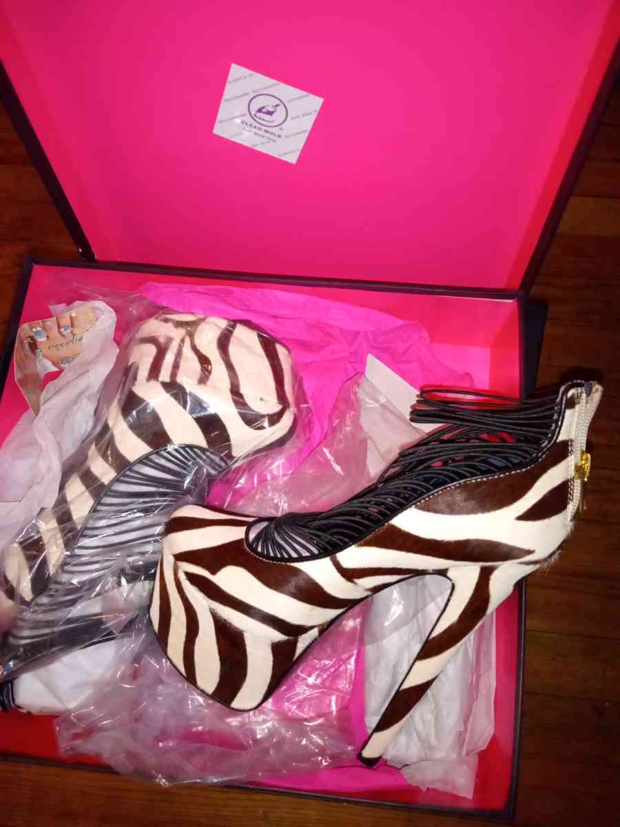 GREAT PRICES FOR BRAND NEW IN BOX LONDON TRASH WOMEN SHOES