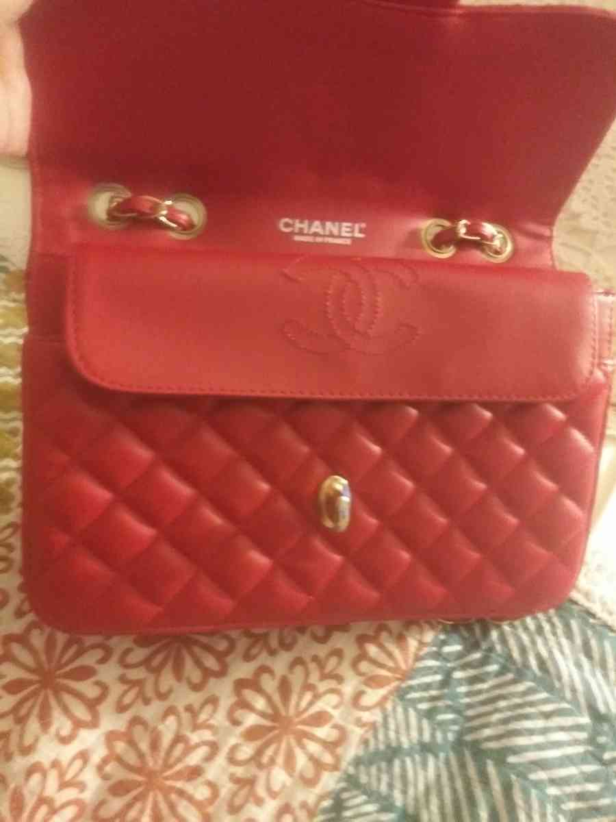CHANEL Classic Jumbo Red Lambskin Leather Double Flap Should