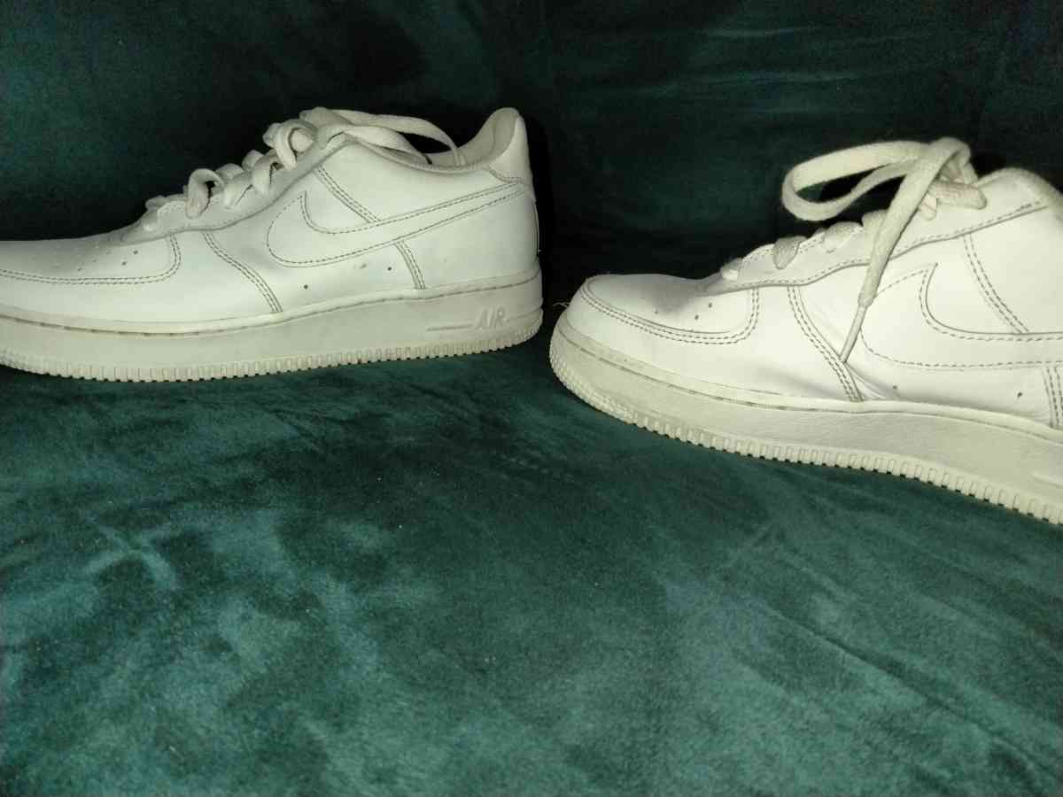 size 7Y white air force