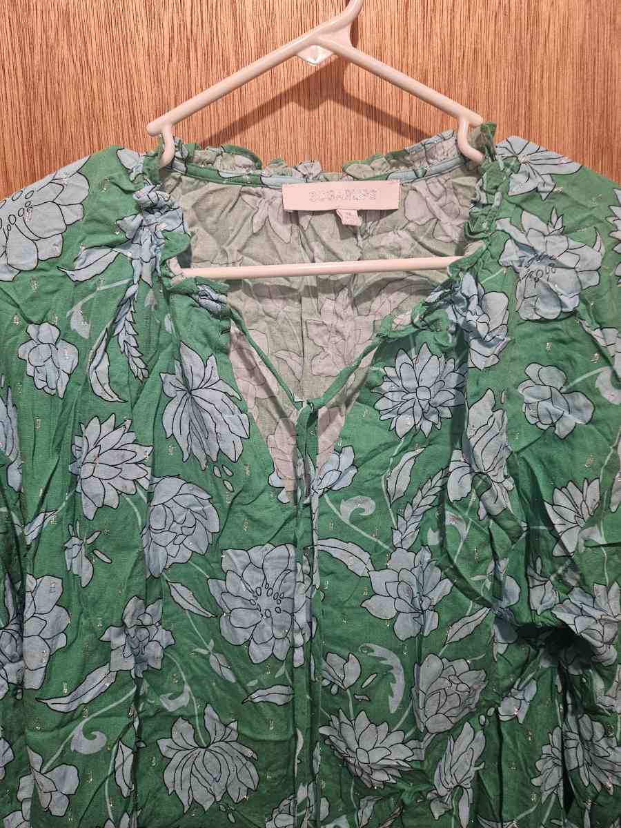 Waterlilly Floral Weylin Split Neck Tassel Blouse