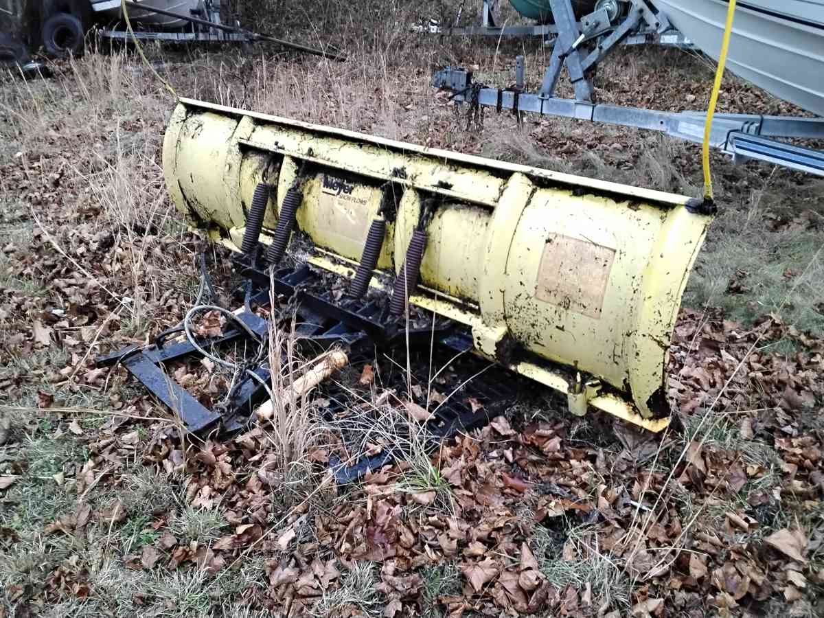 Nice Heavy Duty Myers Snowplow with 4 Springs Like New