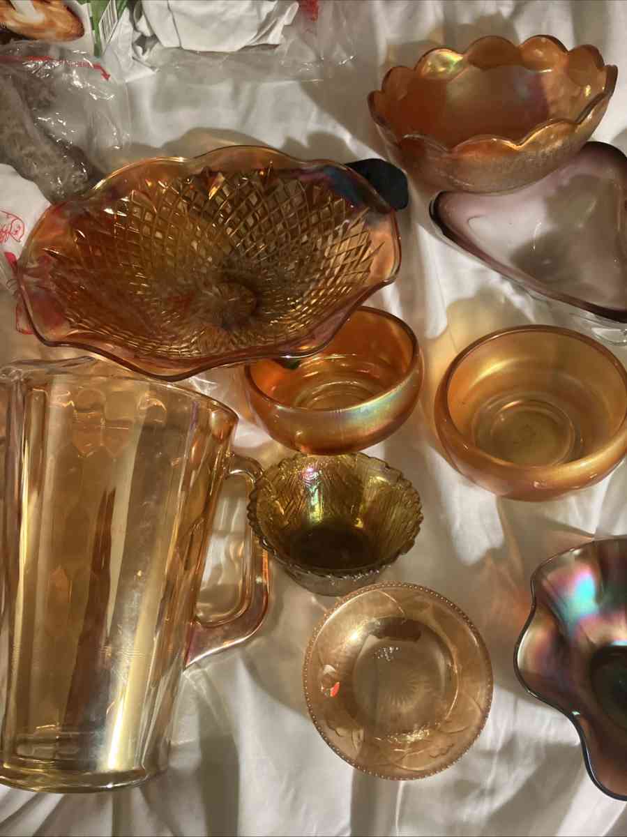 100 pieces of carnival glass Fenton and le smith 500 bucks