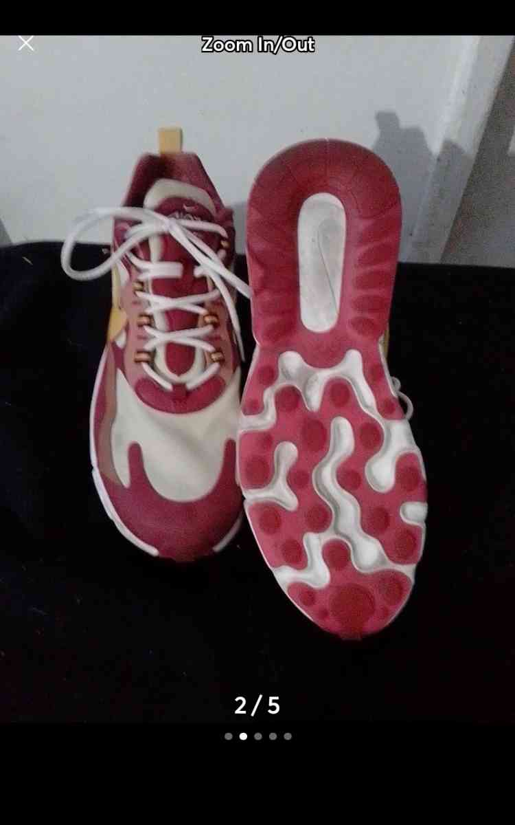 Womans Nike brown white n yellow shoes