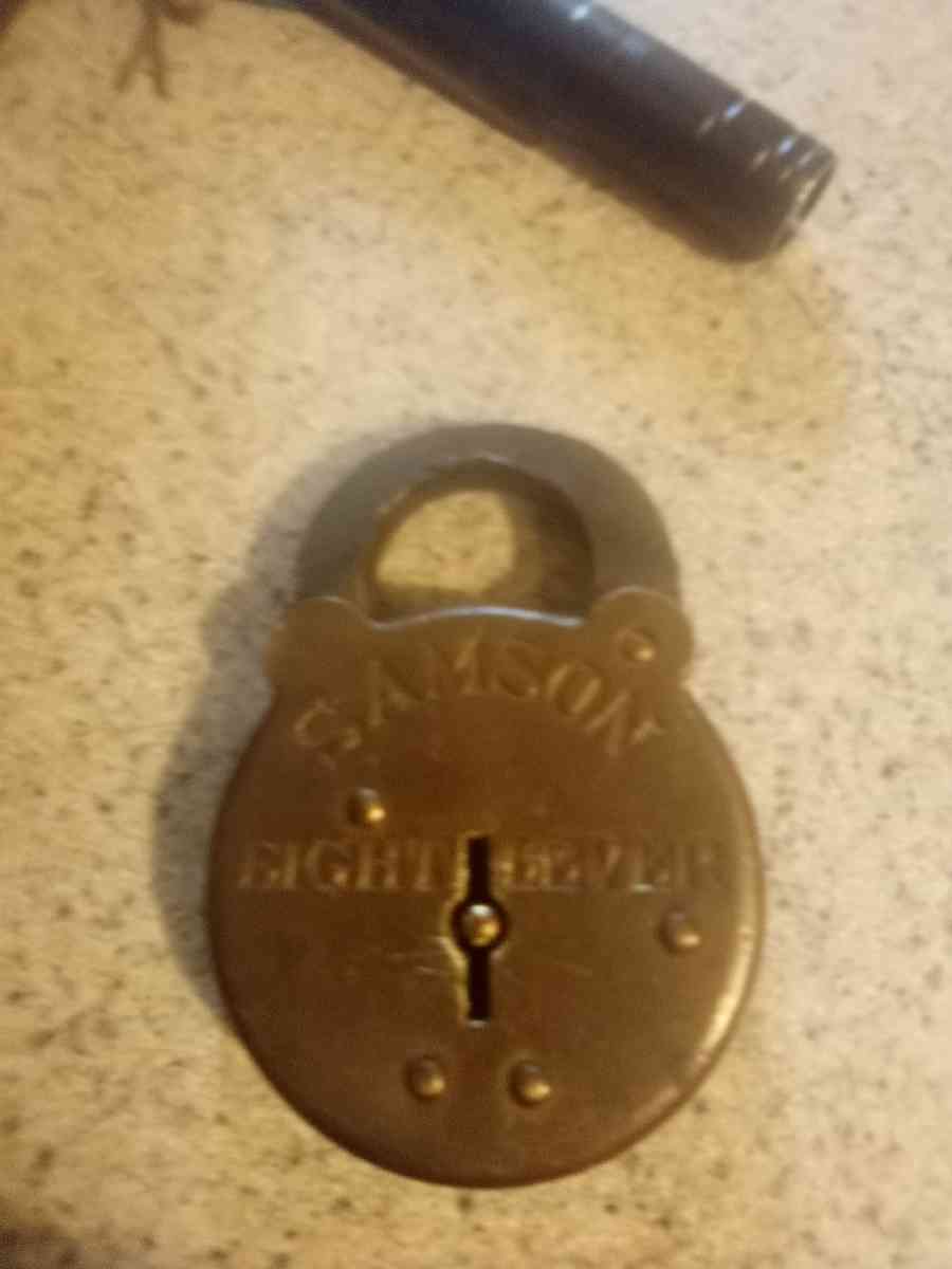 old lock  no key