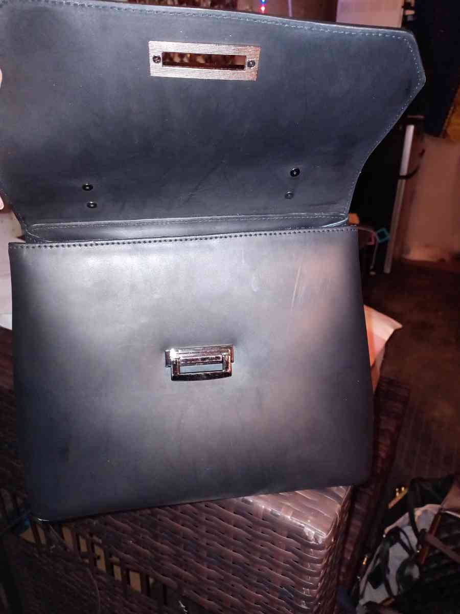Luana Ferracuti bag