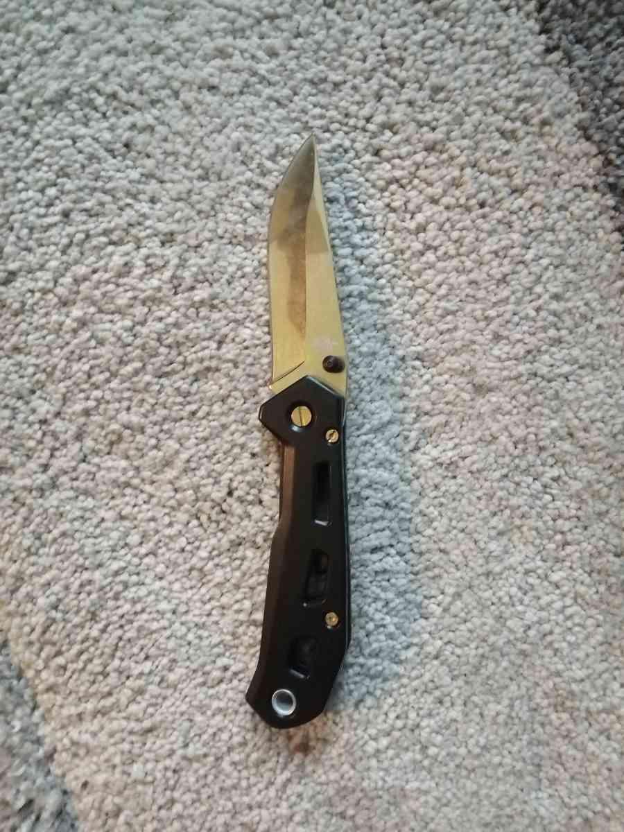 Gerber pocket knife