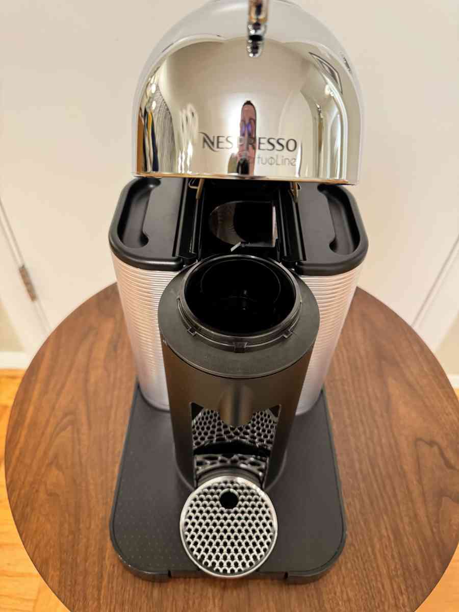 Nespresso Vertuo 5 Cup Coffee and Espresso Machine