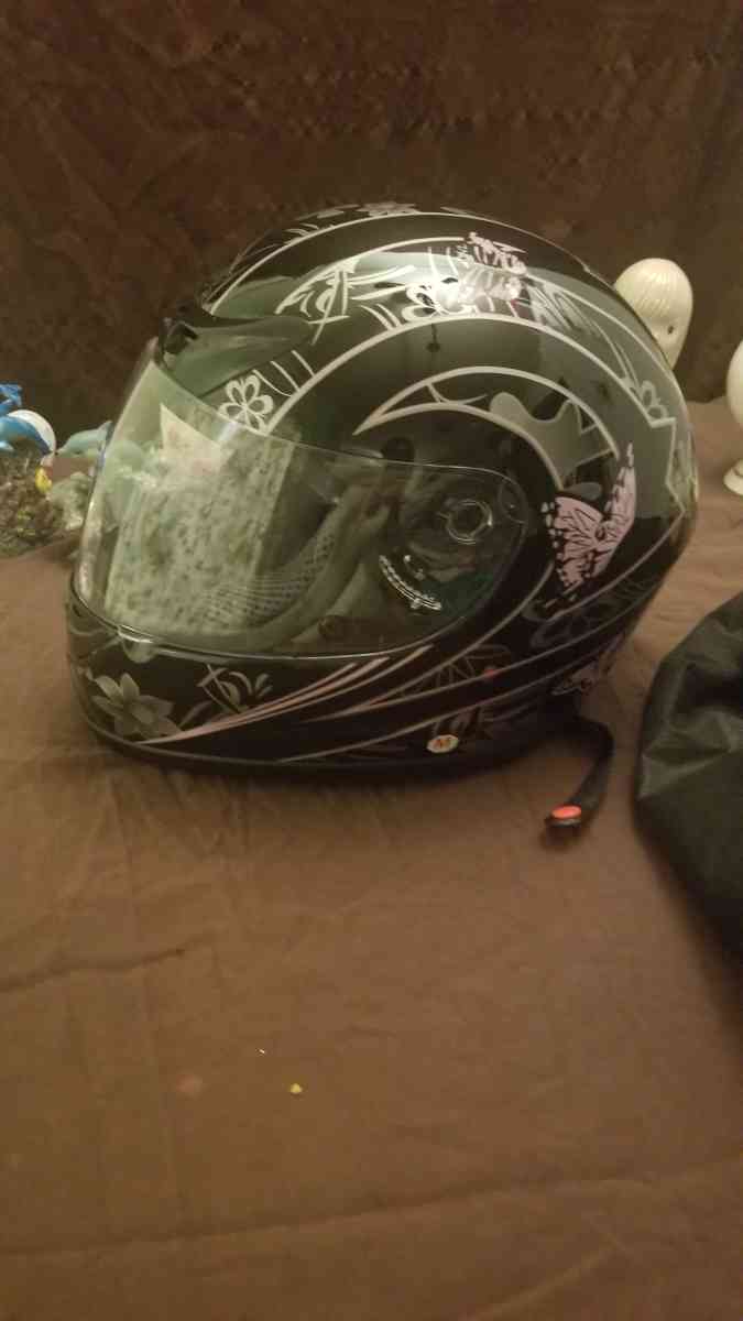 ladys helmet