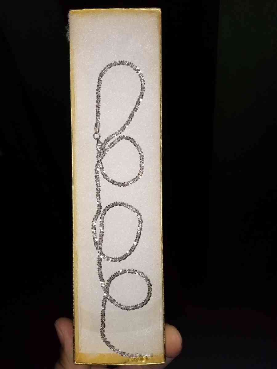 BRAND NEW AUTHENTIC 925 SILVER 22INCH DIAMOND CUT CHAIN