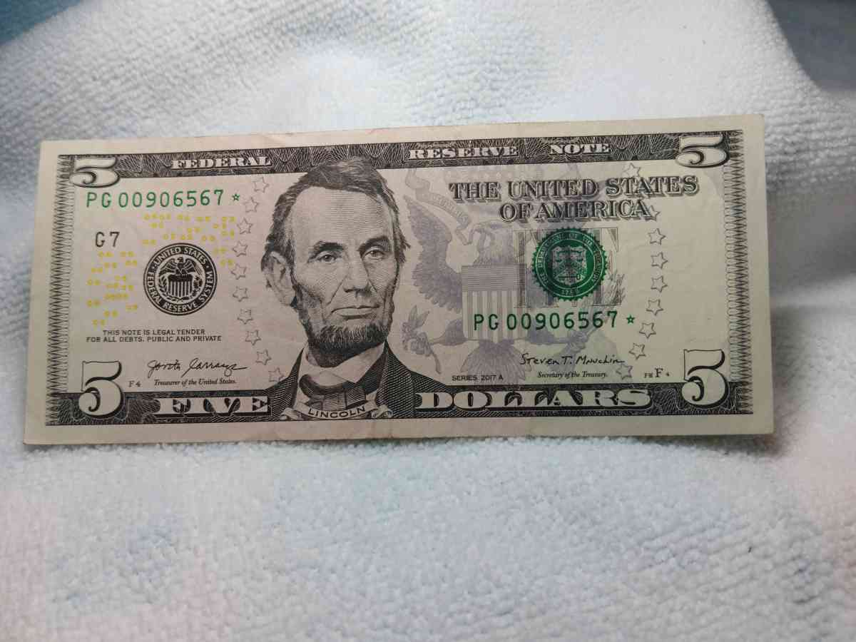 5 dolares Americanos con estrella