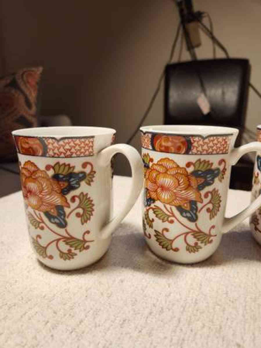 Vintage porcelain mugs