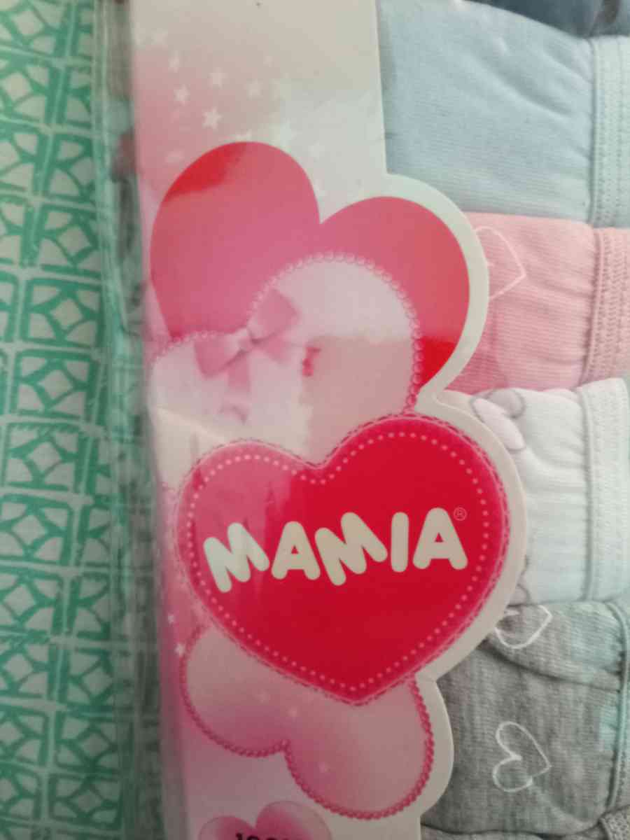 girl brief mamla on the back size