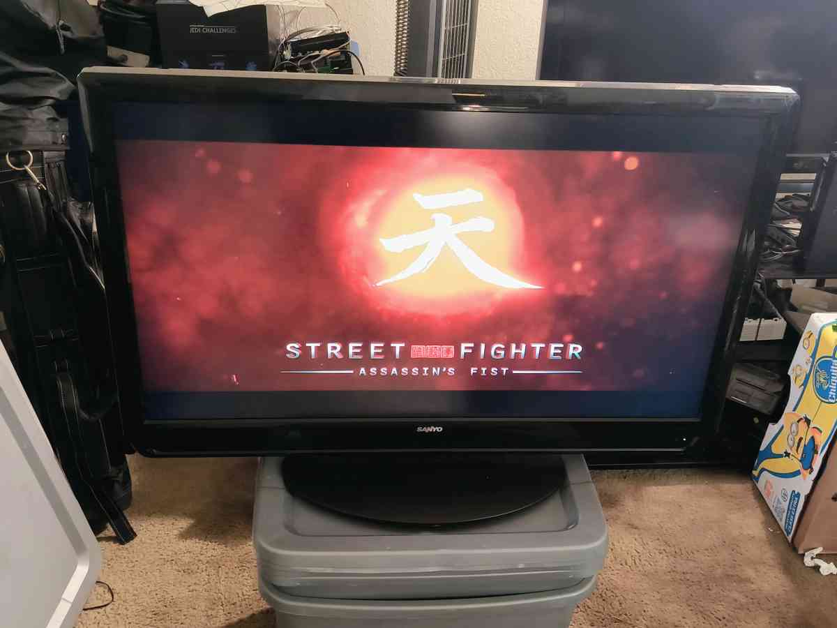 Sanyo 42 Inch TV with Remote Control