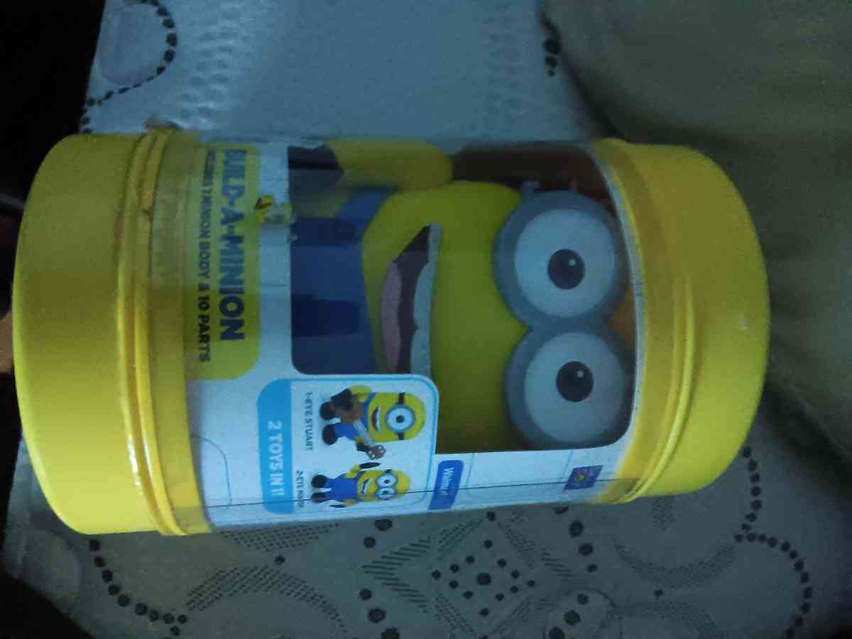 brand new build a minion plush set