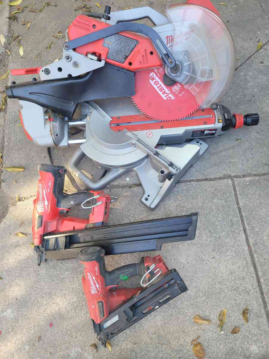 milwaukee 12  miter saw framing nailer and finishing nail gu