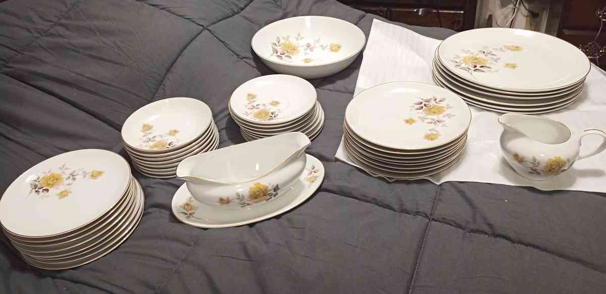 style house Valerie fine China