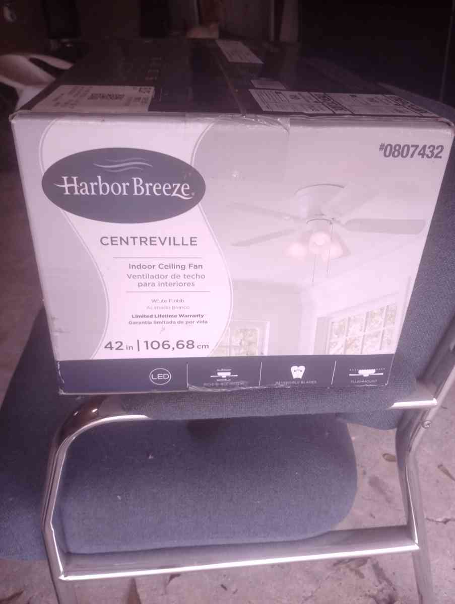 The Harbor Breeze Centreville 42in Ceiling Fan
