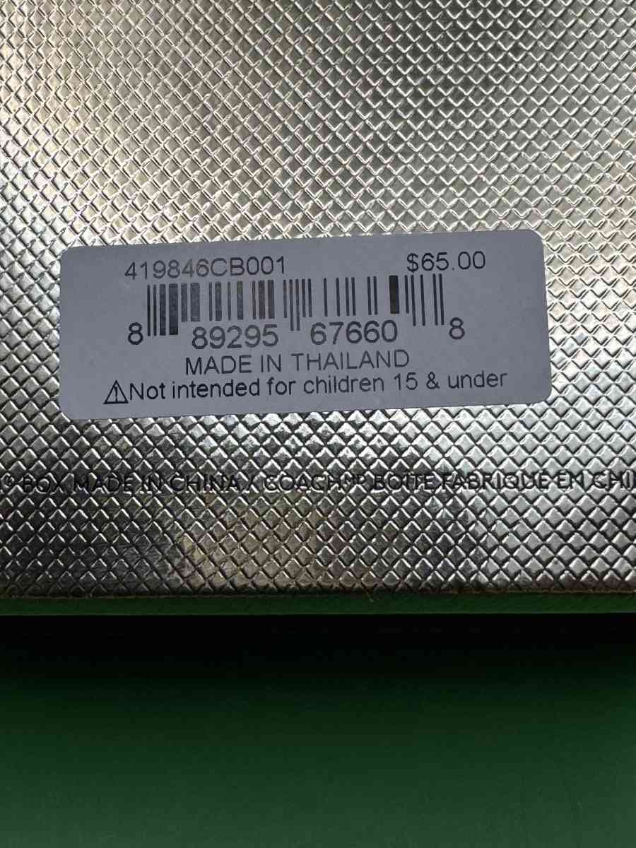 2043HCRA Beautiful Coach Classic Drop Ear Rings NWT In Origi