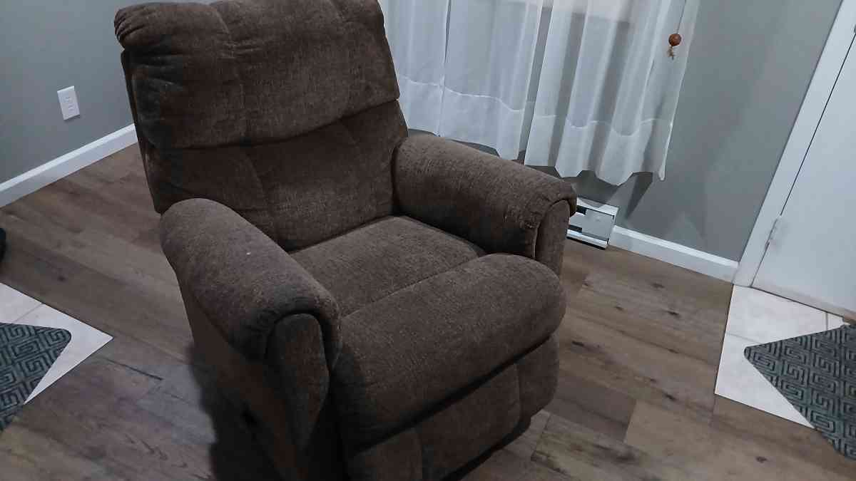 Brownish Colored LazyBoy Recliner