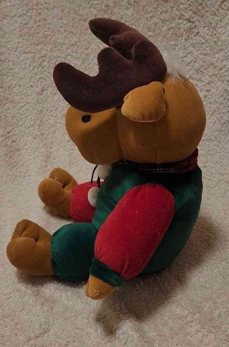 16 Inch DanDee Singing Reindeer Plush