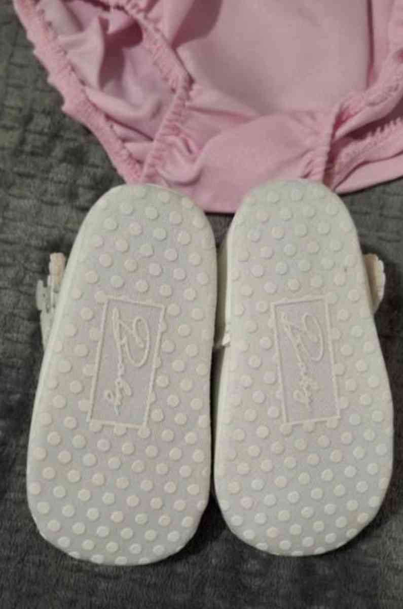 12 Months Baby Girls Pink and White Outfit