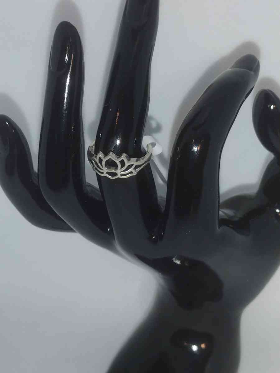Silver Lotus Flower Ring