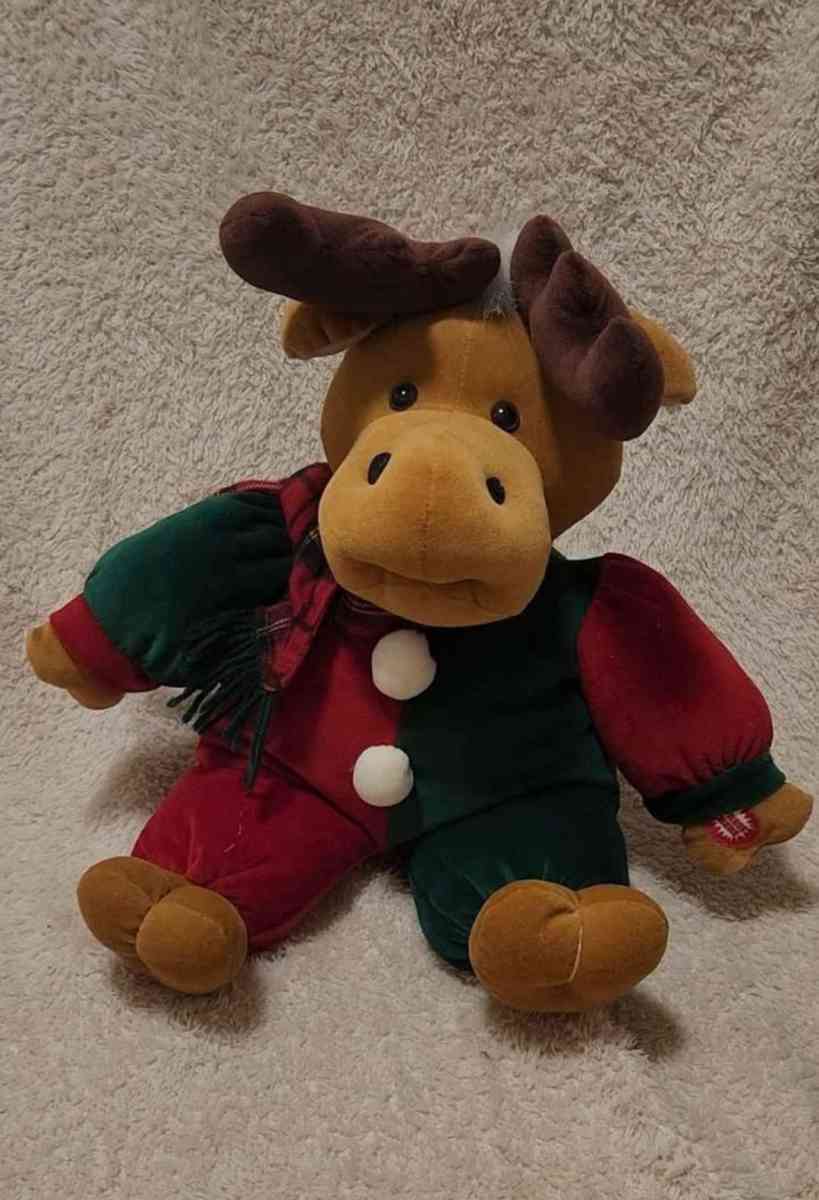 16 Inch DanDee Singing Reindeer Plush