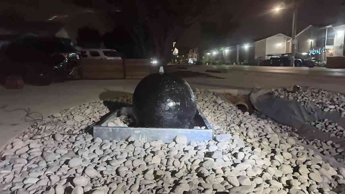 indoor and outdoor water features wall falls Spheres any siz