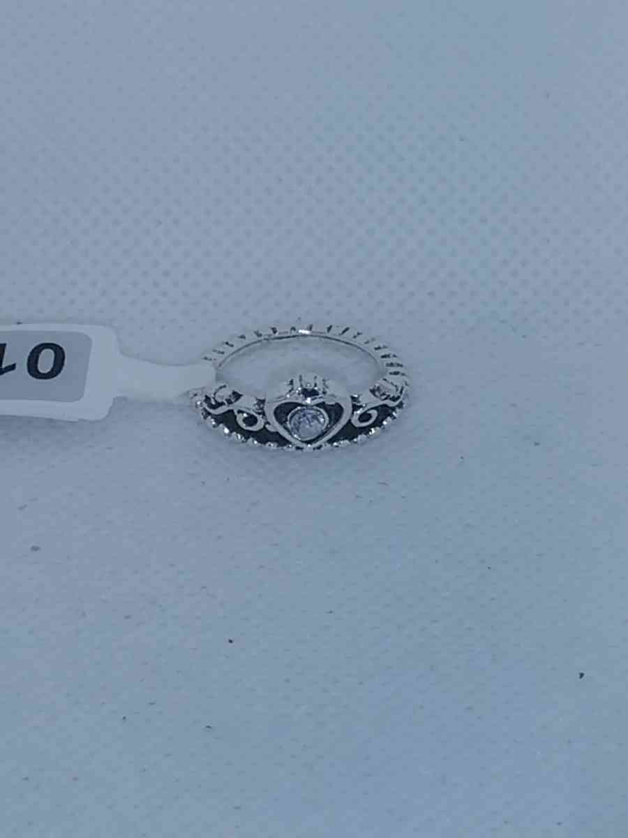 Heart Tiara Ring