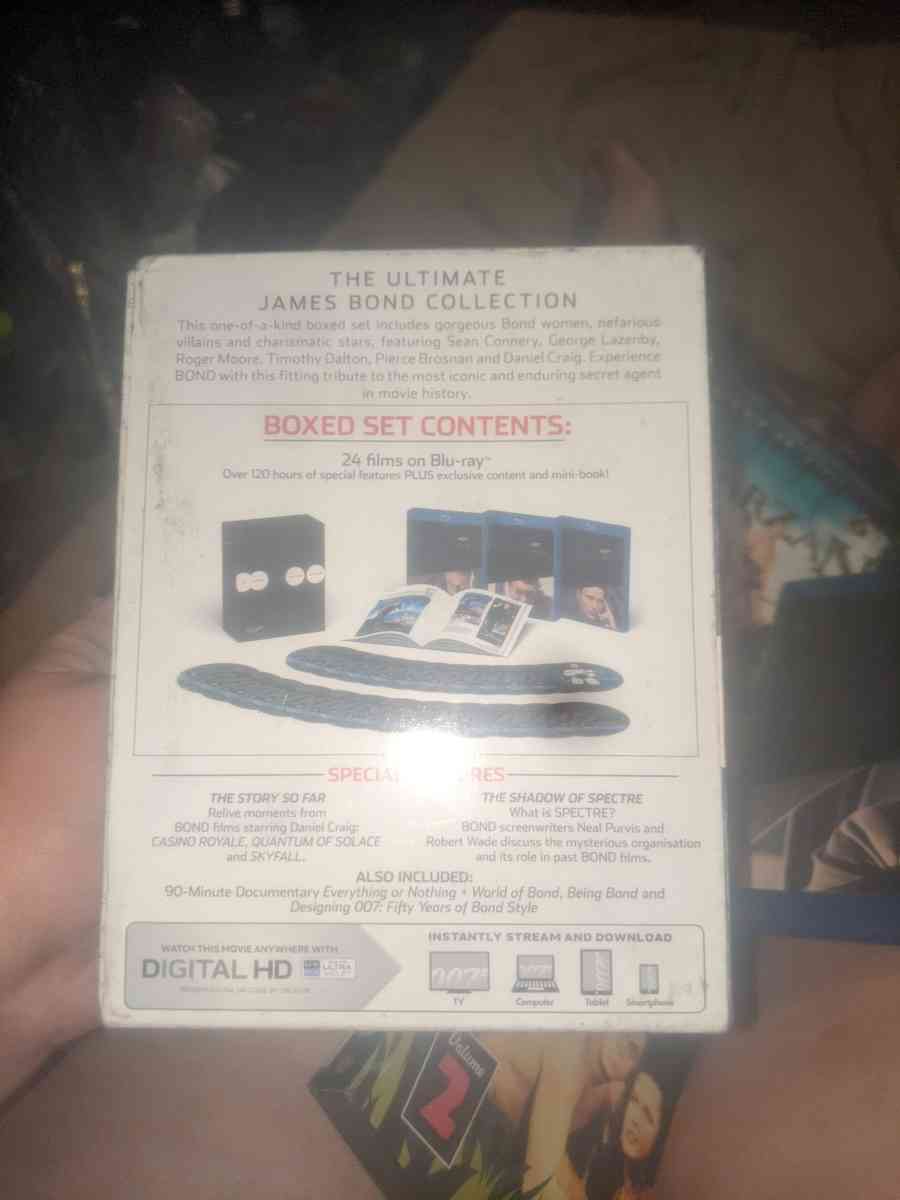 James Bond Bluray dvd set