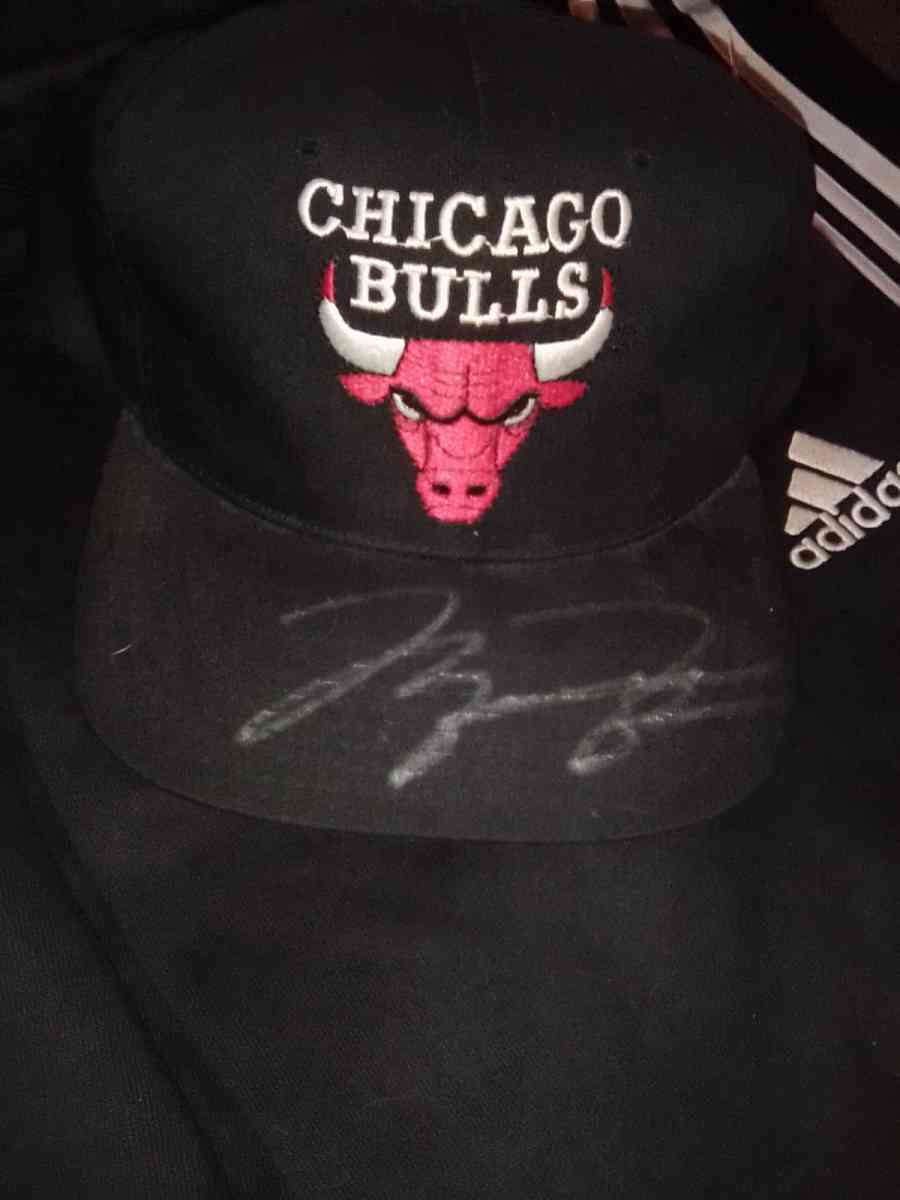 Michael Jordan signed autographed Chicago bulls hat