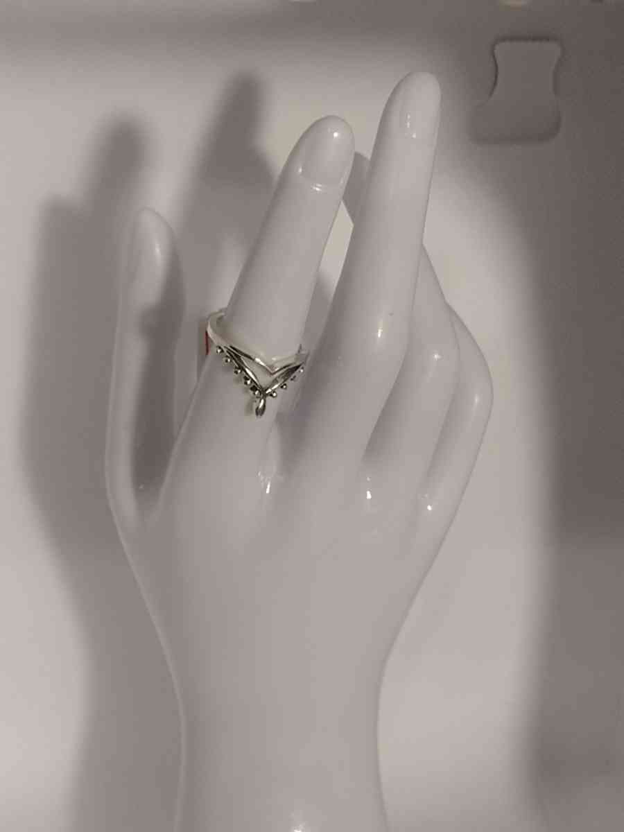 Veil Style Silver Ring