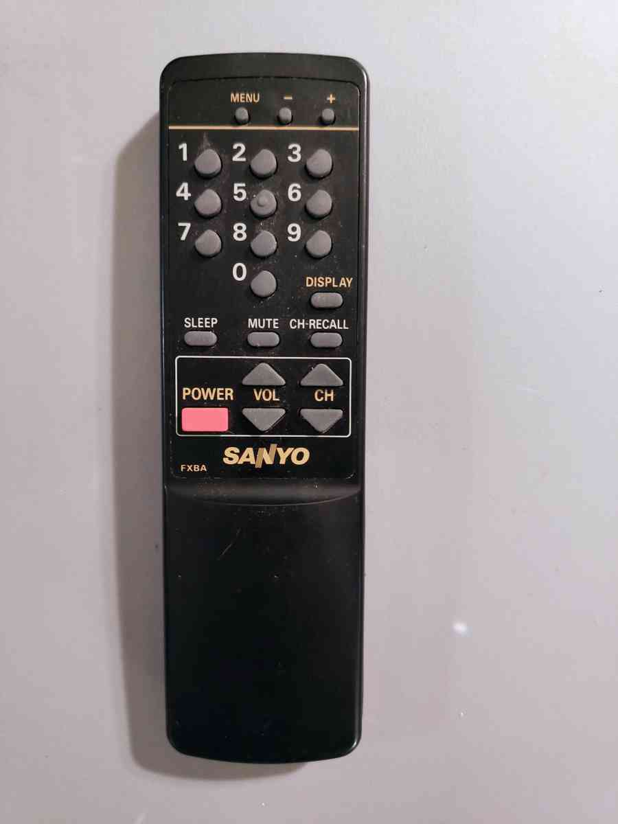Sanyo 42 Inch TV with Remote Control