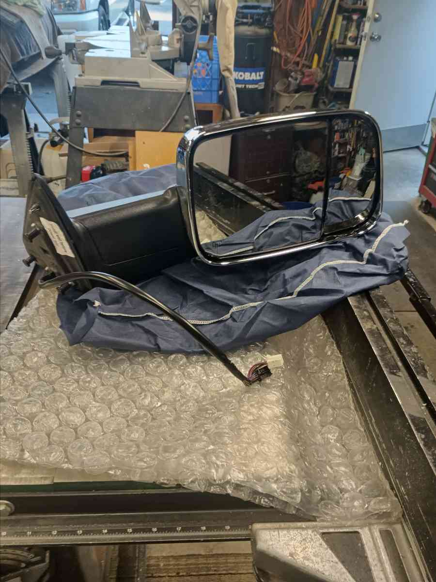 Dodge ram rh polyway 411211303506