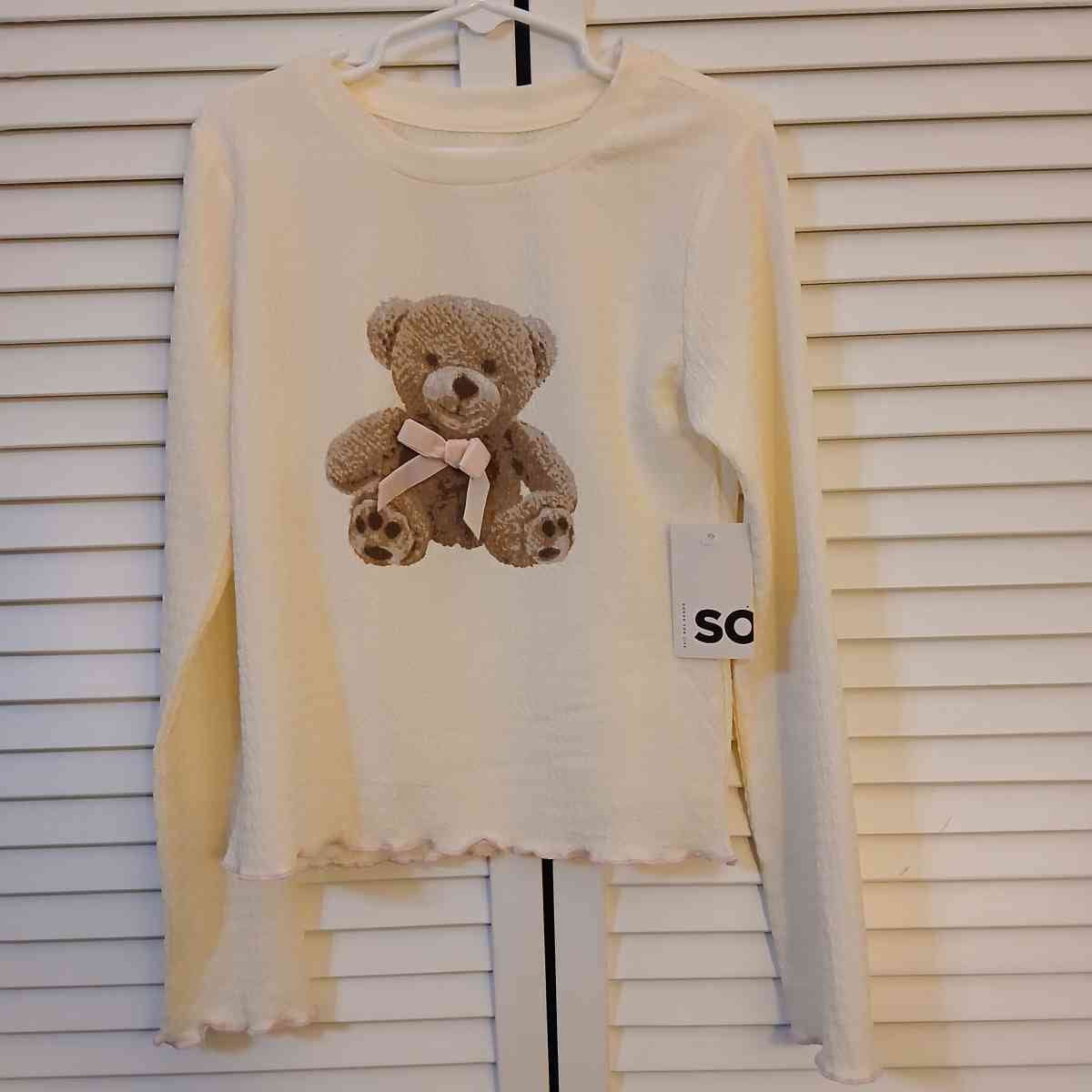 SO Girls Sweater size S