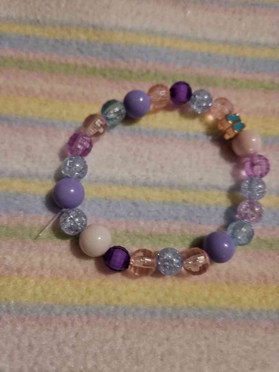 bead necklaces and bracelets
